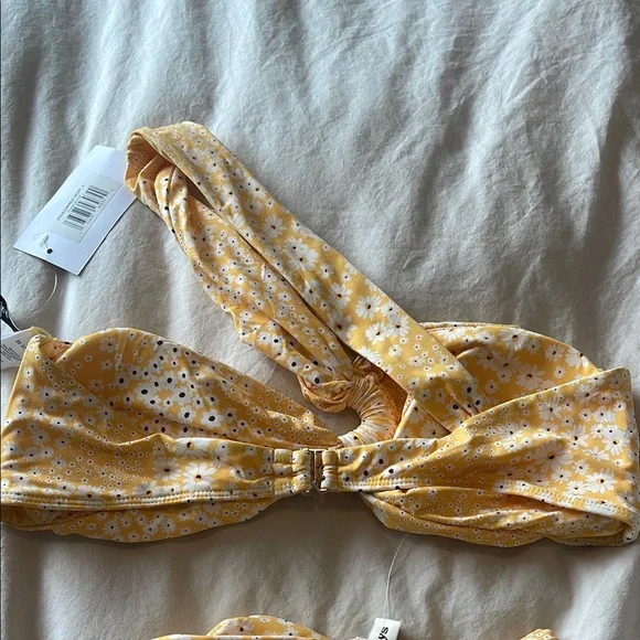 Dippin Daisys Frankie top and Seashore bottom - Yellow Floral Bikini Set - Picture 6 of 6